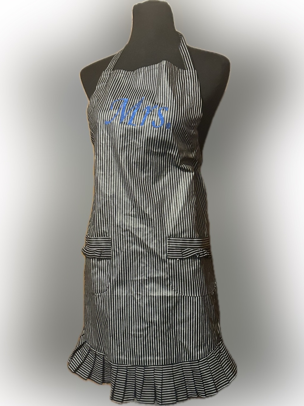 MRS Apron black pin stripe - NWOT